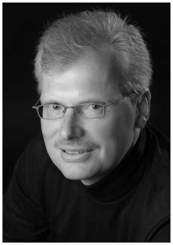 Porträtfoto von Anton Simons Autor/in bei Herbert von Halem Verlag
